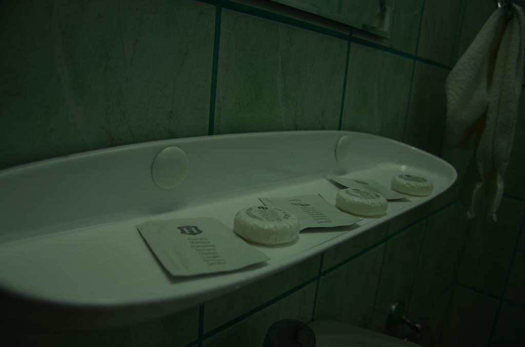 Pension Roni Busteni Room photo